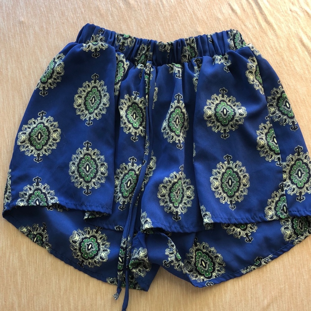 Flowy beach shorts